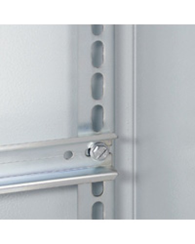 Стойки профил. 500 (2 шт/уп) Legrand 036152 в Шахтах Аксессуары для стоек и шкафов Pintop.ru