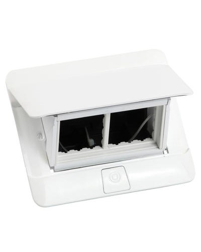 Блок розеточный выдвижной Legrand 654001 в Шахтах Блоки розеток Pintop.ru
